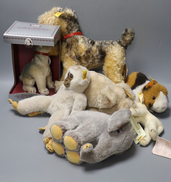 A Classic 'Fellow' Terrier label / tag with five assorted yellow tag animals, also boxed Museum Collection 'Rattler' Terrier white label with neck mechanism